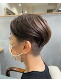 ショート　大人ショート　ハンサムショート  刈り上げ女子