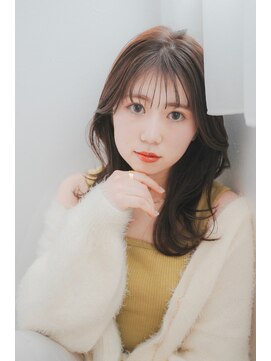 リタ(Lita) ★くびれヘア/簡単スタイリング/シースルーバング/顔まわり★