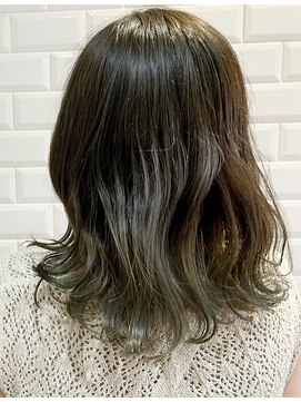 カミケンネクスト(kamiken.next) マット系グラデーション大人かわいい外ハネ【カミケンネクスト】