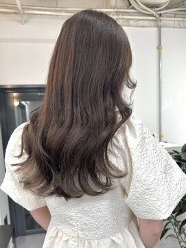 アルマバイロサ(ALMA by ROSA) ナチュラルトーン×シールエクステ/担当rui