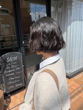 シスタ(SISTA) グレーベージュ/ボブ/髪質改善/トリートメント/前髪カット