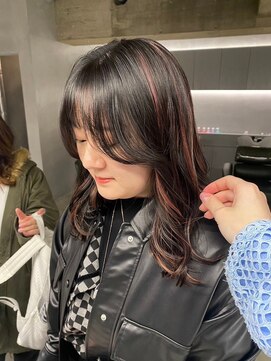 リール(rire) デザインカラーレイヤーカットウェットヘア夏オリーブベージュ