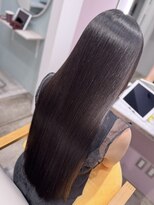 エミリー(Emily)&nbsp;ロングヘア