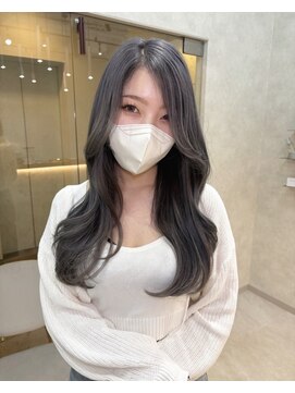 ジーナ  札幌大通(Zina) 美髪＊ディープシルバー＊ゆるふわくびれカール＊Zina札幌大通