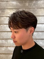サイクル(CYCLE)&nbsp;MEN'S HAIR/サーフカール/刈り上げセンターパート/伊勢崎