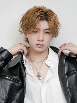 トゥルークリエイション 渋谷(True Creation SHIBUYA) MEN’S HAIR/サーフカール/センターパート/渋谷/シャドウ/波巻き
