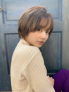 シー バイ ロンド 新宿(Sea by Lond) 丸みショートボブ