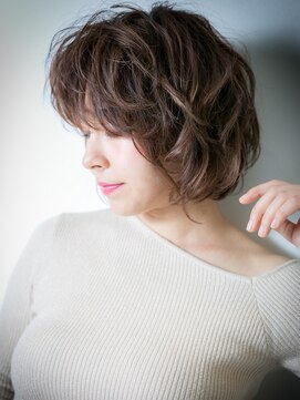 カバーヘア ブリス 川口(COVER HAIR bliss) 外国人風個性的無造作カールの小顔ショートw川口20代30代40代