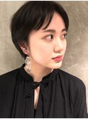 黒髪ショート