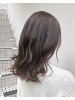 モルニ(MORNI)&nbsp;グレージュ_マロンベージュ Aラインボブ かきあげ