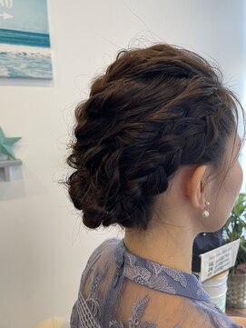 ルアナ(LUANA) 結婚式お呼ばれアレンジ★