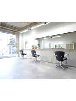 【新町/西大橋駅4分】トレンドに捉われず"自分らしさ"を楽しむStyleを叶える実力派マンツーマンSalon♪