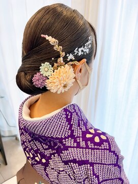 アロー(arrow) つるっとタイトヘア【みのり】