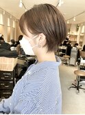 まるみある耳かけショートボブ_TREAT
