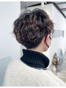 ノード(NODO) マニッシュマッシュショート＋ニュアンスウェーブ