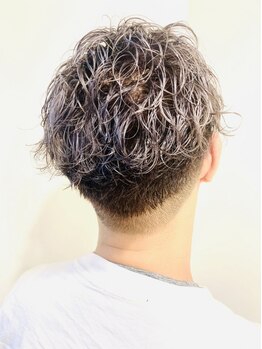 ラカ ヘアーアンドメイク 赤坂(LAKA hair&make)の写真/[簡単にカッコよくキマる]１度のカットで２スタイル！お得感満載のクーポンをご用意しております♪