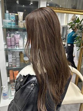 リア(riah) 透明感カラー/オリーブグレージュ/艶髪トリートメント/ロング