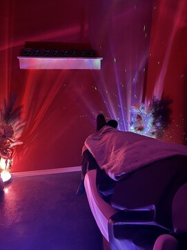 ホワイト ザ トータルビューティー(WHITE The Total Beauty) 頭浸浴