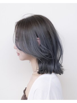 ルプラ ブリリアント(le-pla brilliant) センターパート/切りっぱなしボブ/ブルー/ダブルカラー/豊橋田原