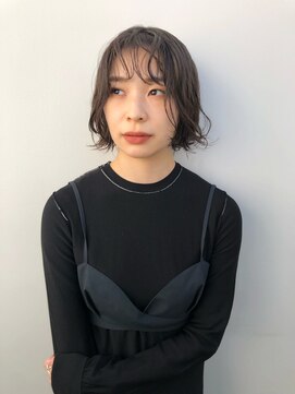 ドロップ(drop) お手入れが簡単な若く見えるミディアムボブ