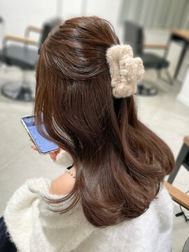 エヌアイ オモテサンドウ(ni omotesando) ☆クリップアレンジが可愛いショコラブラウンカラー☆