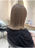 切りっぱなしボブケアブリーチ横浜ボブハイトーンベージュ