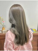 ブリーチなし透明感カラー　オリーブベージュ　ロング夏カラー