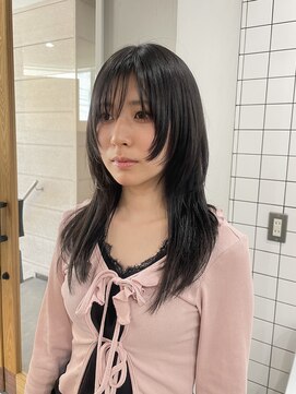 スート(suit.) 顔まわり可愛いロングウルフ