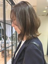 リュミエ ドゥ マッシュ(Lumier de mashu) 【大阪/梅田/茶屋町/中崎町】オリーブグリーン/ハッシュカット