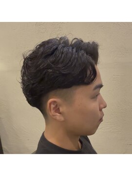 スカイマスターバーバー 渋谷(SKY MASTER BARBER) ルーズパーマ<理容室>[床屋/シェービング/渋谷]