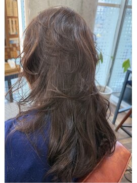 ピュアソウル(Pure Soul) ゆれる髪 くせ毛を活かすロングレイヤー