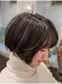 ショートボブ
