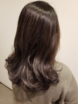 ヘアリゾート粋 リマ 銀座店(lima) ダークグレーアッシュ×ハイライト【粋lima銀座店】