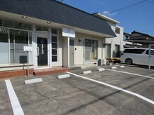 うぱりの雰囲気（店前駐車場外観）