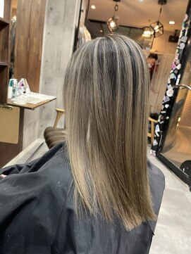 ラフ(LAFF) #黒髪#ボブルフ#ネビージュ#小顔#ワンレン