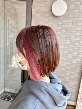 シークエストアンドシプラス(C/QUEST&C-plus) インナーカラーボブ