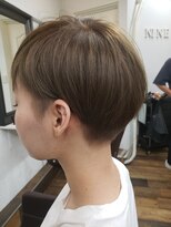 ニカ(NIKA)&nbsp;女子でもかわいく♪お洒落ツーブロックショート