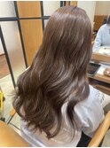 スモーキーベージュ