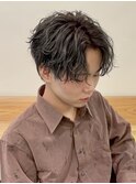 韓国風センターパートシースルーバングメンズ透明感カラー