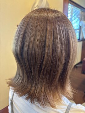 美容室サンク(CINQ) ベージュカラー