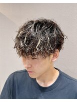 リット(lit.)&nbsp;波巻きスパイラルパーマ　メッシュ　　10代20代　ショート