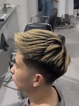 グルーマーズクレッジ 渋谷店(GROOMER/S CREDGE) メンズ/スパイキーショート/フェード/ニュアンスパーマ