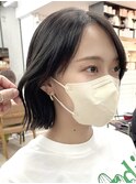外ハネボブ　くびれヘア　切りっぱなし　小顔　オリーブグレー