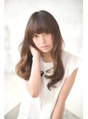 前髪がポイント☆人気No,1のロング／OCEANS 山崎　朋代