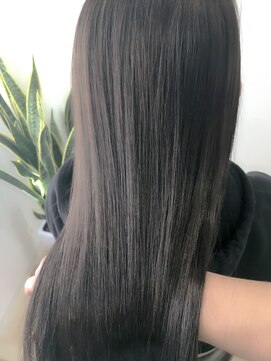 ルヴェール 本店(LeVert) オッジィオットトリートメント