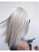 グルック ヘアリラクゼーション 玉出店(Gluck Hair Relaxation) white