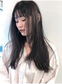 暗髪ロングレイヤー