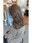 白髪ぼかしハイライト×ラテベージュ