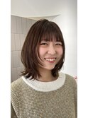 ブリーチ無しベージュ×くびれレイヤーカット