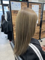 リノ 香芝五位堂店(Lino) ミルクティーベージュ